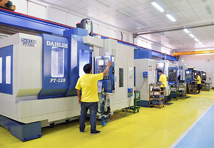 Plastic Mold Manufacturing