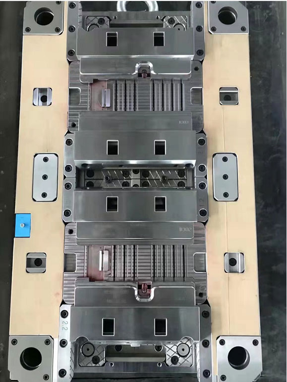 Custom Injection Molding